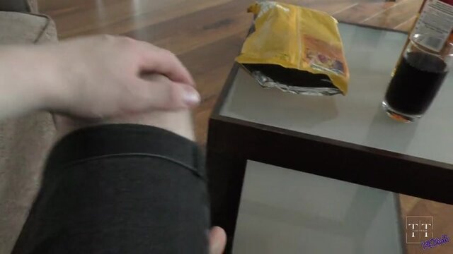 Homemade realistic sex with sporty beauty with silicone tits