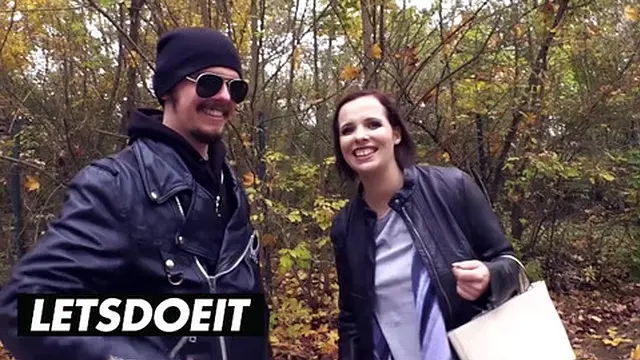 Big Tits Brunette Pina Deluxe Picked Up For Raunchy Fuck In A Big Van - LETSDOEIT