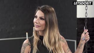 Her limits are exceeded by Lily's insatiable desire for brutal anal👌 assault