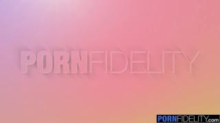 Valentina Jewels Gets Fucked Hard in Her Stunning Large Butt🍑