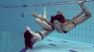 Underwater butt🍑-fucked by Russian studs Privsem and Gurchenko