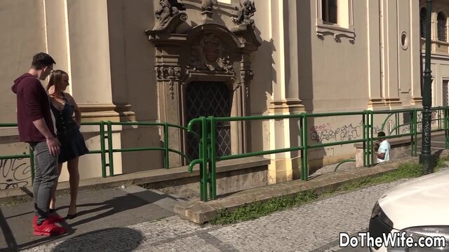 Cuck Husband Fervidly Licks as a Black Guy Satiates His Wife Suzie Sun