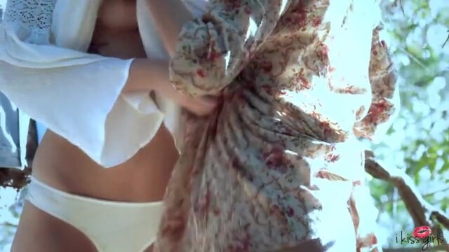 Lesbians Blake Eden & Scarlet Red Tasting Their Cunts Outsides In The Wild!