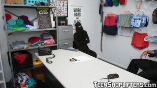 Delilah Day Deepthroating Justin Magnum's Throbbing Dick🌭