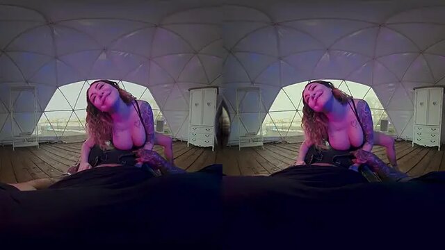 PURITYVR Curvy stepmother with Manuela Ferrari