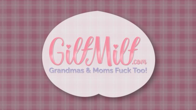 Sexy Ma'am In Fishnets! Blonde Emmy Gets Dicked By Lucky College Stallion!