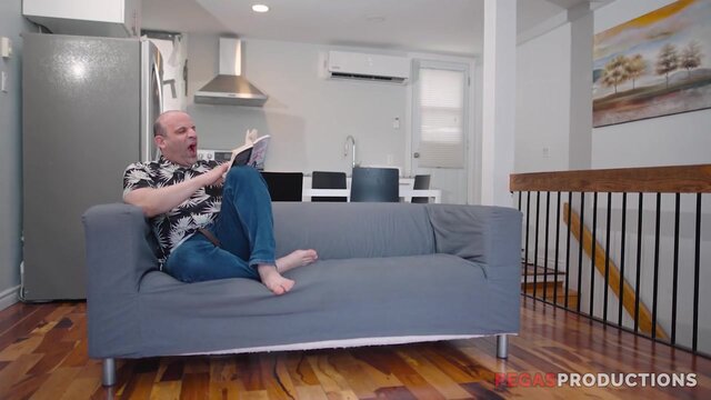 Pegas Productions - Eliana Powers et sa Chum Ariana Skyy Fourrée très Solide