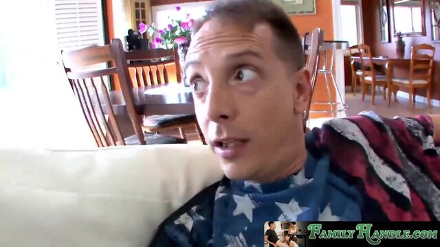 Elektra Rose gets her sweet pussy stretched by daddy's big cock