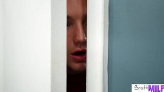 Abby Rose Fucked So Good that Her Pussy Belongs to her Stepson Now S11:E8