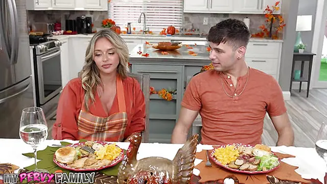 MyPervyFamily - Horny boyfriend Feasts on MILF’s Pussy for Thankgiving - Armani Black