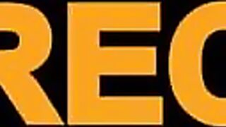 Miss Honey Barefeet gives sexy Milf Jerk Off Encouragement on livecam