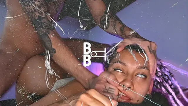 Fake actress asks for used blowjob as compensation for a ’practical work’